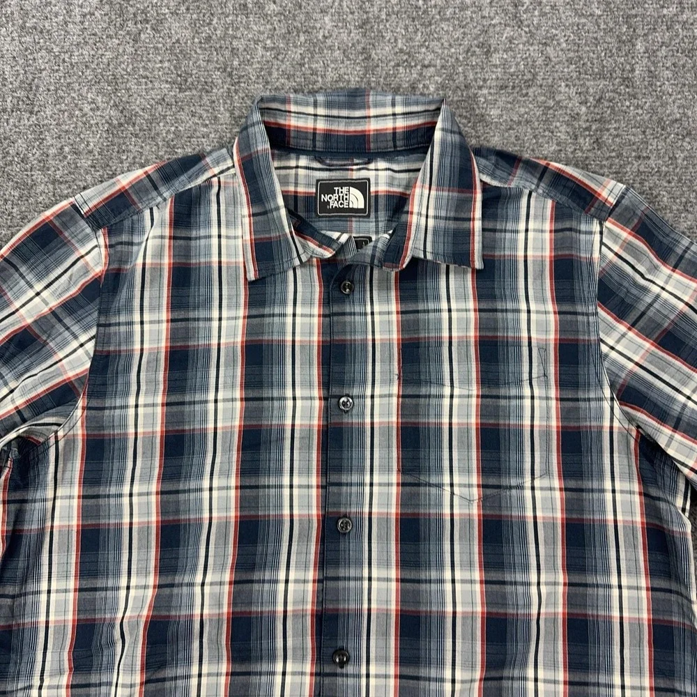 The North Face Shirt Mens L Blue Plaid Cotton Polyester Short Sleeve Button Up